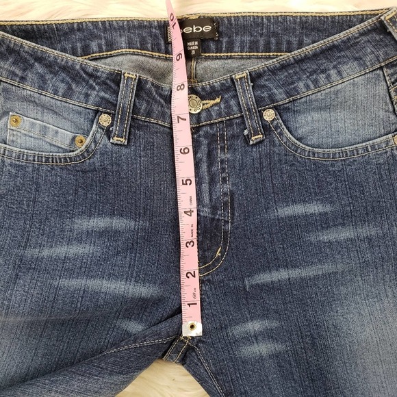 Bebe denim straight leg Jean's EUC size 29 - Picture 6 of 8